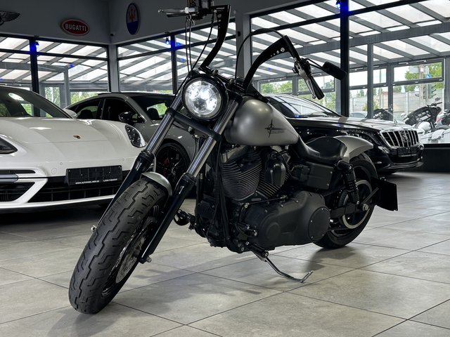 Harley-Davidson Dyna Street Bob FXDBI Used vehicle for sale | First registration 07/2006