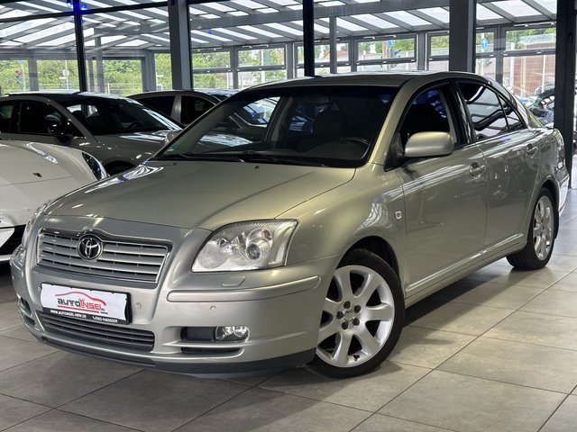 Toyota Avensis 2.0 Executive Liftback Tempom. 8xBereift Gebrauchtwagen Kaufen | EZ 07/2005