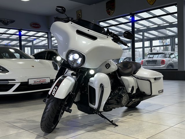 Harley-Davidson Street Glide CVO 117 FLHTKSE Jekill & Hyde Apple Carplay Gebrauchtwagen Kaufen | EZ 07/2019