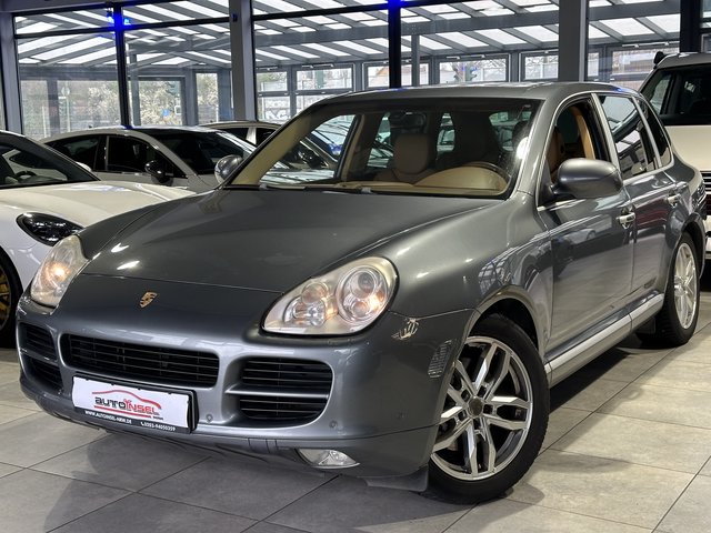 Porsche Cayenne S Navi PASM Schiebedach Memory Privacy Used vehicle for sale | First registration 10/2005