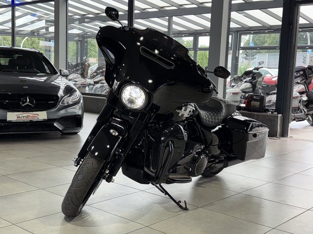 Harley-Davidson Street Glide 114 Ultra Limited FLHTK BigSpoke21" Used vehicle for sale | First registration 07/2019