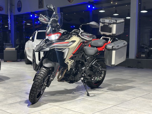 Benelli X Koffersystem LED Bluetooth Garantie-09/2025 Gebrauchtwagen Kaufen | EZ 09/2023