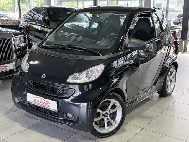 smart fortwo coupe CDI Pioneer Disp Glasdach 8xbereift Gebrauchtwagen Kaufen | EZ 03/2012