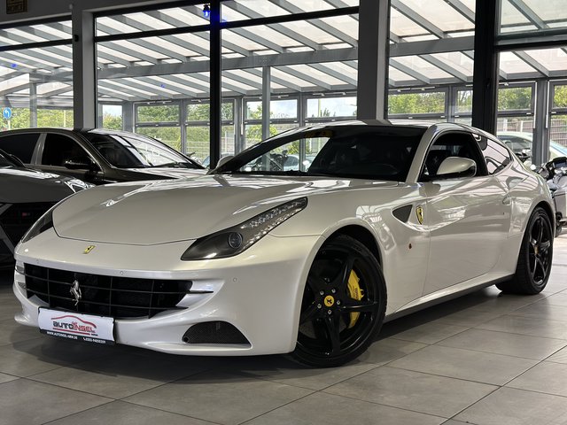 Ferrari FF 6.3 V12 4x4 Lift Kamera Daytona Keramik SH/SL Used vehicle for sale | First registration 10/2011