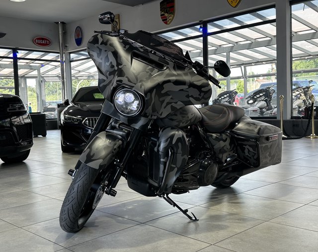 Harley-Davidson Street Glide FLHTKSE 117 CVO Ultra Limited 5HD Used vehicle for sale | First registration 07/2020