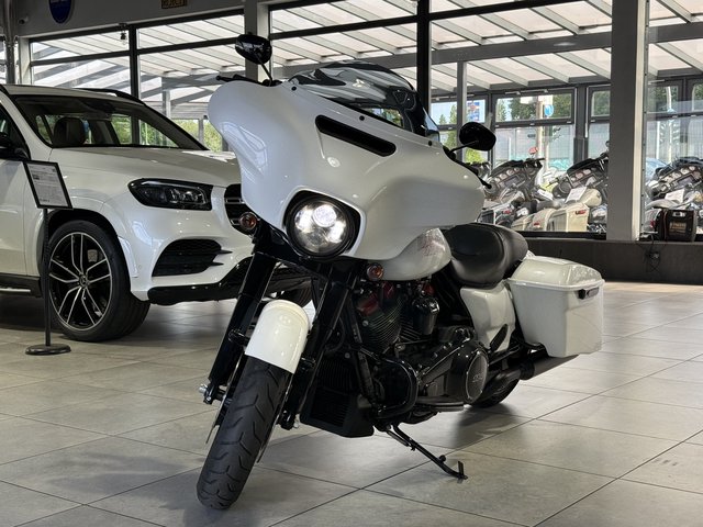 Harley-Davidson Street Glide Gebrauchtwagen Kaufen