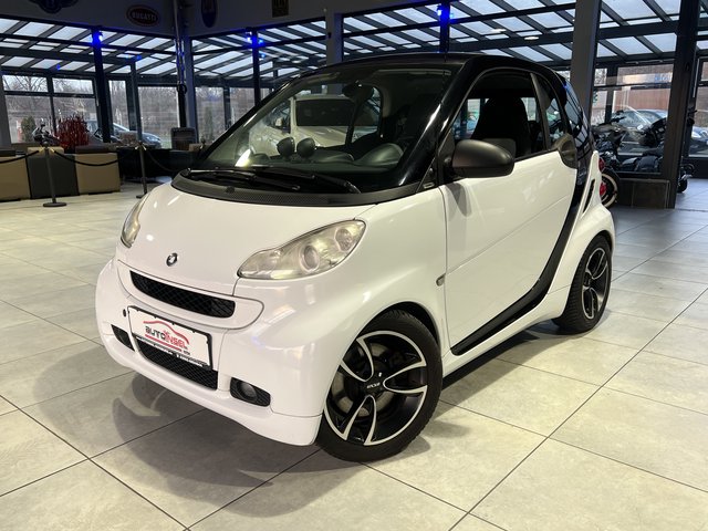 Smart Fortwo Coupe CDI Aut. Klima 15" Panorama SHZ Used vehicle for sale | First registration 09/2008