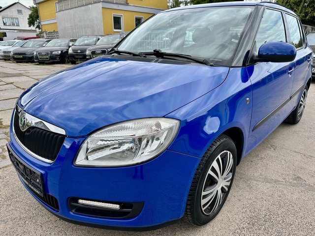 Skoda Fabia 1.2 Ambiente * 3.-Hand * Klima * Allwetter Gebrauchtwagen Kaufen | EZ 10/2009 | Preis 4.450 €