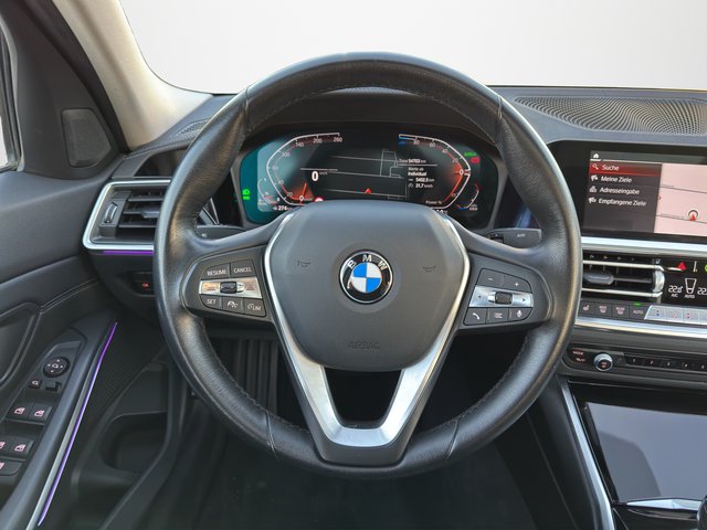 BMW 320 d xDrive Luxury Line AUTOMATIK / LEDER / AHK / SCHIEBEDACH - bilder 10