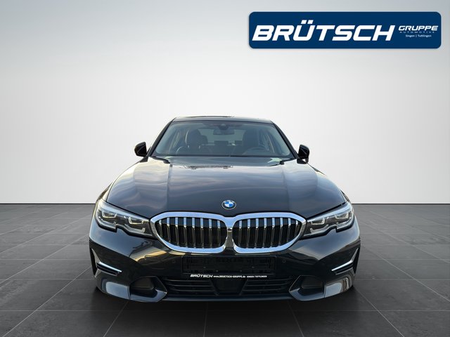 BMW 320 d xDrive Luxury Line AUTOMATIK / LEDER / AHK / SCHIEBEDACH - bilder 4