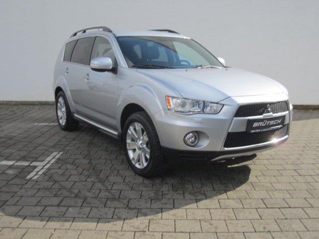 Mitsubishi Outlander 2.2 DI-D+ MOTION 4WD XENON / AHK / STANDHEIZUNG - bilder 1