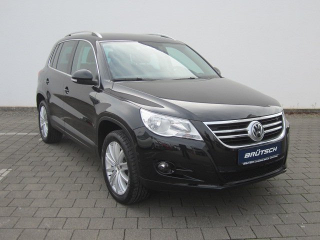 Volkswagen Tiguan 1.4 TSI Team BMT KLIMA / NAVI / AHK - bilder 1