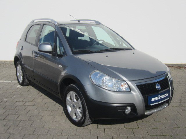 Fiat Sedici 1.6 16V 4x4 Emotion KLIMA / LEDER / NAVI - bilder 1