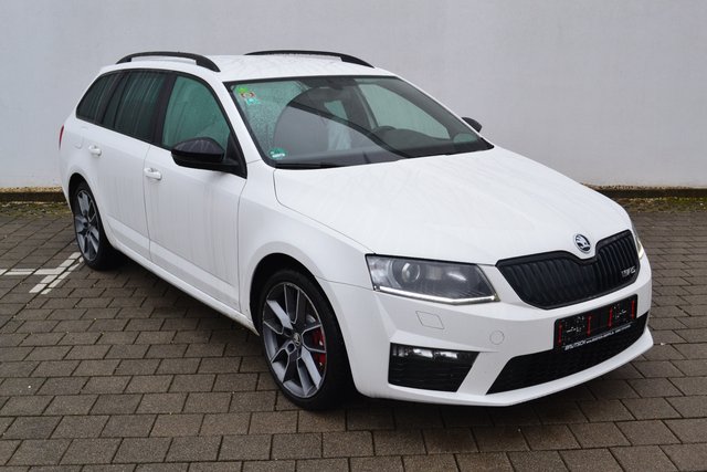 Skoda Octavia 2.0 TDI Combi RS DSG / XENON / NAVI - bilder 1