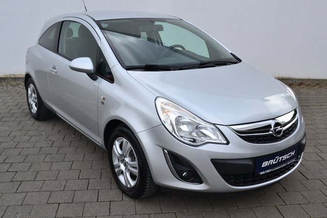 Opel Corsa D 1.4 "150 Jahre " KLIMA / WINTER-PAKET - foto 1