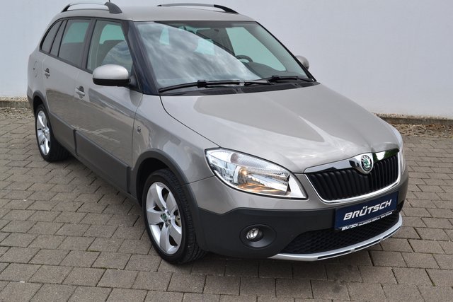 Skoda Fabia 1.2 TSI Combi Scout KLIMA / AHK / ALU - foto 1