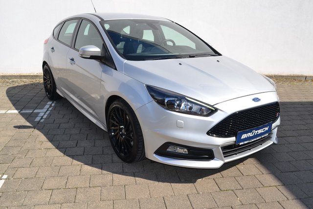 Ford Focus ST 2.0 EcoBoost KLIMA / XENON / LEDER-PAKET - bilder 1