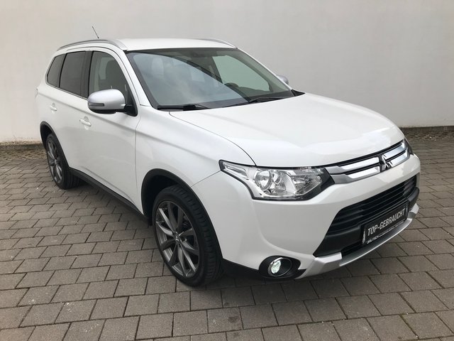 Mitsubishi Outlander 2.2 DI-D Diamant Edition 4WD AUTOMATIK / NAVI / AHK - bilder 1