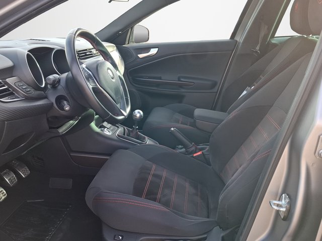 Alfa Romeo Giulietta 1.4 TB 16V Super KLIMA / SMART-LINK / BI-XENON / SITZHEIZUNG - foto 8
