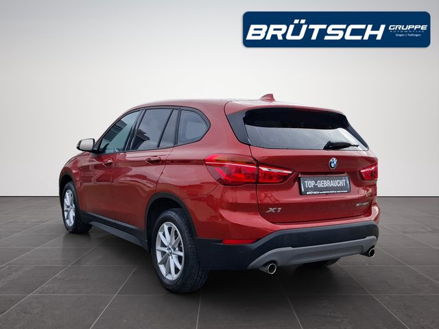 BMW X1 sDrive 20 i Advantage AUTOMATIK / LEDER / NAVI / SITZHEIZUNG - bilder 2