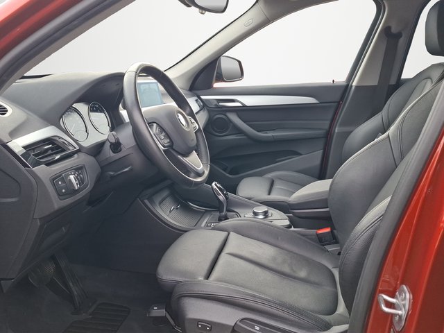 BMW X1 sDrive 20 i Advantage AUTOMATIK / LEDER / NAVI / SITZHEIZUNG - bilder 8