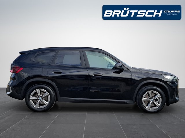 BMW X1 23 i xDrive Mild-Hybrid AUTOMATIK / AHK / NAVI / LED / SITZHEIZUNG - foto 7