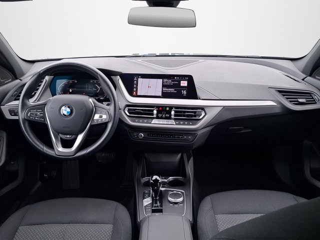 BMW 118 i Advantage AUTOMATIK / SITZHEIZUNG / NAVI / HARMAN-KARDON - bilder 9