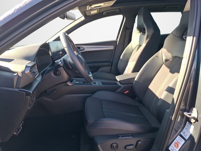 CUPRA Leon Sportstourer 2.0 TSI VZ 4Drive DSG / AHK / PANORAMA / MATRIX - foto 8