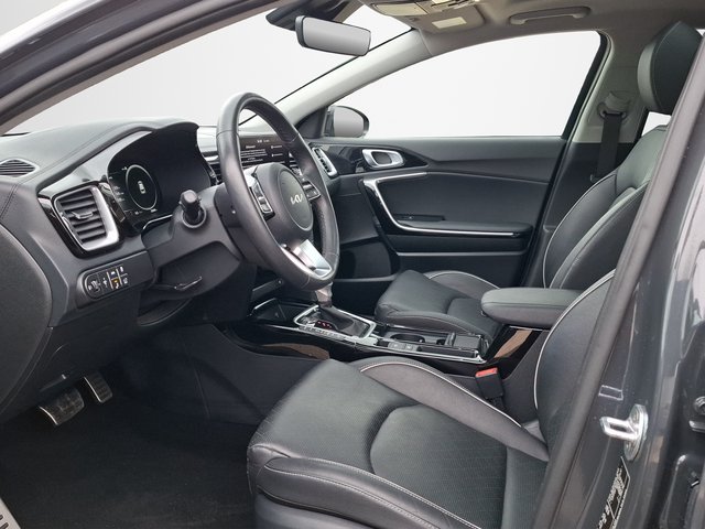 Kia XCeed 1.5 T-GDI Platinum Edition AUTOMATIK / AHK / PANORAMA - foto 8