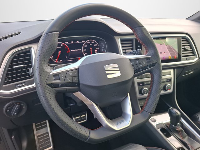 SEAT Ateca 2.0 TSI FR 4Drive DSG / LEDER / AHK / PANORAMA / ACC - foto 10