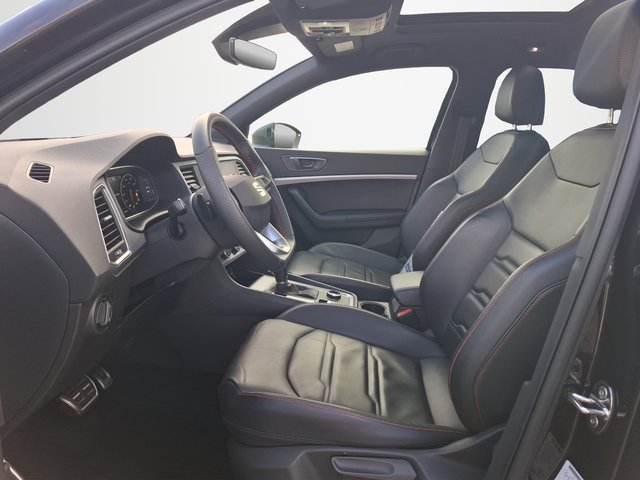 SEAT Ateca 2.0 TSI FR 4Drive DSG / LEDER / AHK / PANORAMA / ACC - foto 8