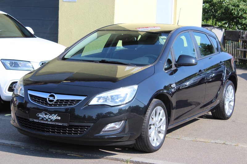 Opel Astra J 5-trg. Edition Klima Sitzheizung TÜV Neu