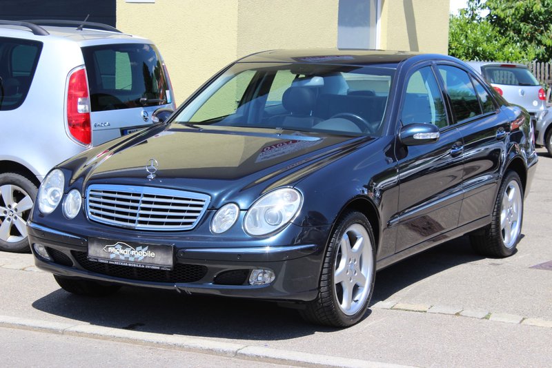 Mercedes-Benz E 240 Leder Navi Shiebedach