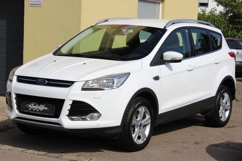 Ford Kuga Titanium 2.0 l Klima Allradantrieb Tempomat AHK