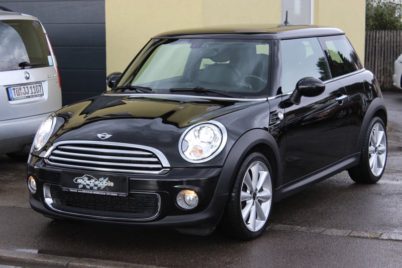 MINI Cooper Chilli 1.6 Xenon Leder PDC Sitzhzg Pano Bluetooth