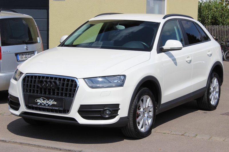 Audi Q3 2.0 TDI Sitheizung PDC Keyless