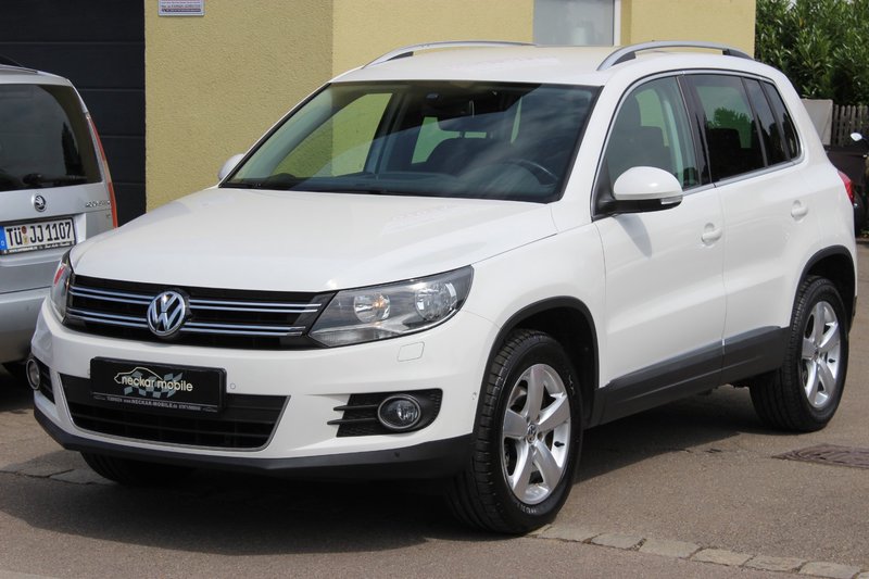 Volkswagen Tiguan 2.0TDI Sport&Style PDC Sitzheiz Parkassi
