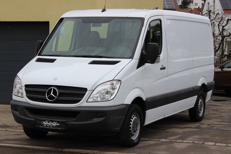 Mercedes-Benz Sprinter 216CDI L2H1 PDC AHK Schwingsitz 1.Hand