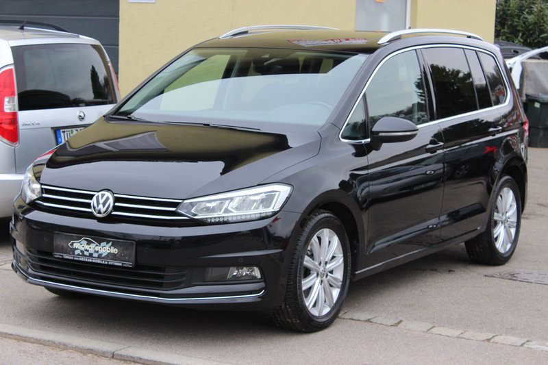 Volkswagen Touran 1.5TSI Highline DSG Pano ACC AHK Navi KAM