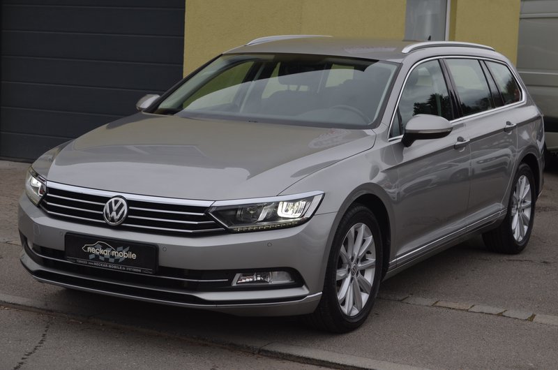 Volkswagen Passat 2.0TDI DSG Highline ACC Navi LED Sitzhzg