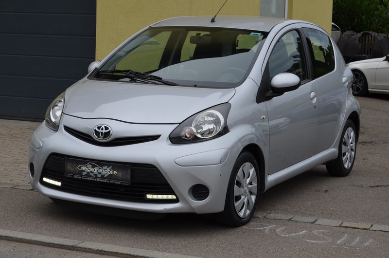Toyota AYGO Cool Go Navi Automatik