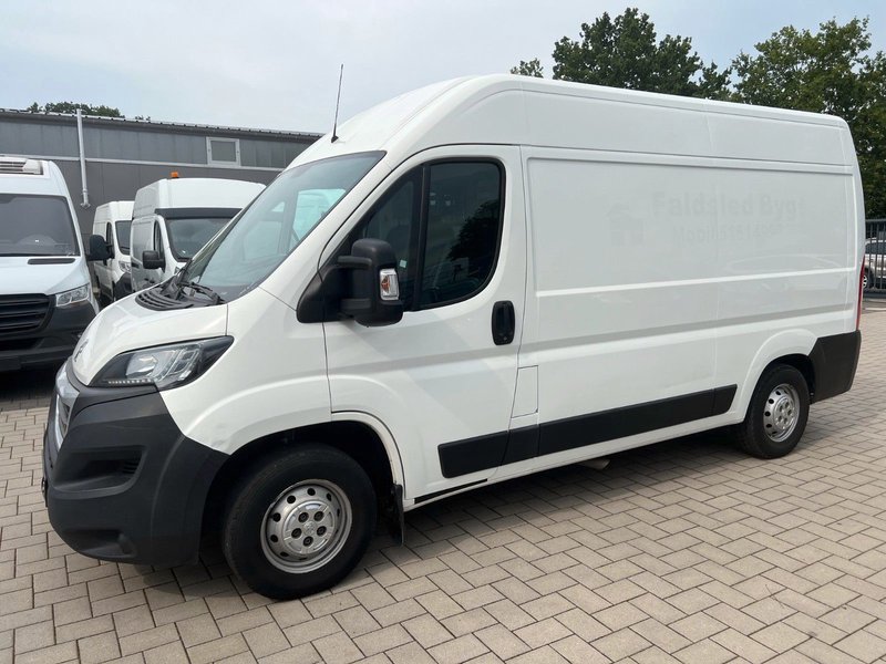 Peugeot Boxer Kasten 333 L2H2 Premium/Standheizung/PDC