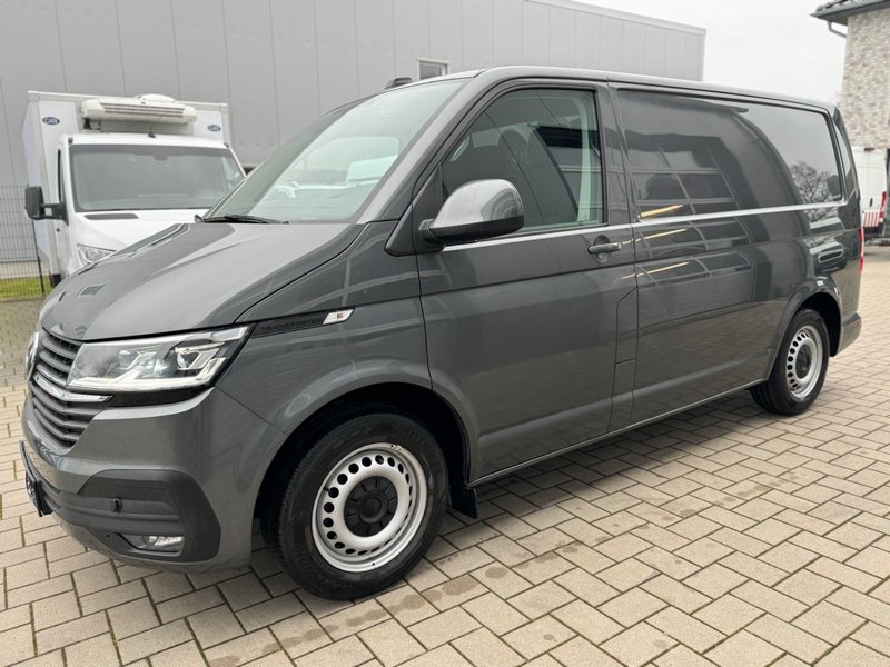 Volkswagen T6.1 Transporter Premium/Standheizung/ACC/DAB+