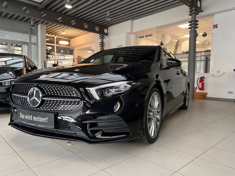 Mercedes-Benz A 250 4M AMG-Line, MULTIBEAM,Distronic,Pano,MBUX