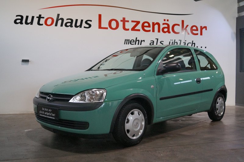 Opel Corsa C Corsa 1.2 C Selection used buy in Hechingen Price 2590 eur -  Int.Nr.: 946 SOLD