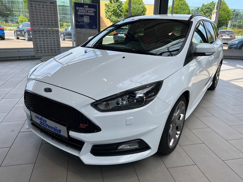 Ford Focus gebraucht kaufen in Balingen Preis 21770 eur - Int.Nr.: 15500  VERKAUFT