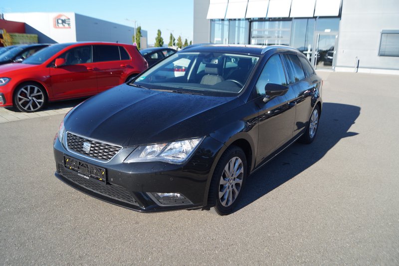 Seat Leon ST STYLE TEMPOMAT AHK SHZ PDC NAVI USB