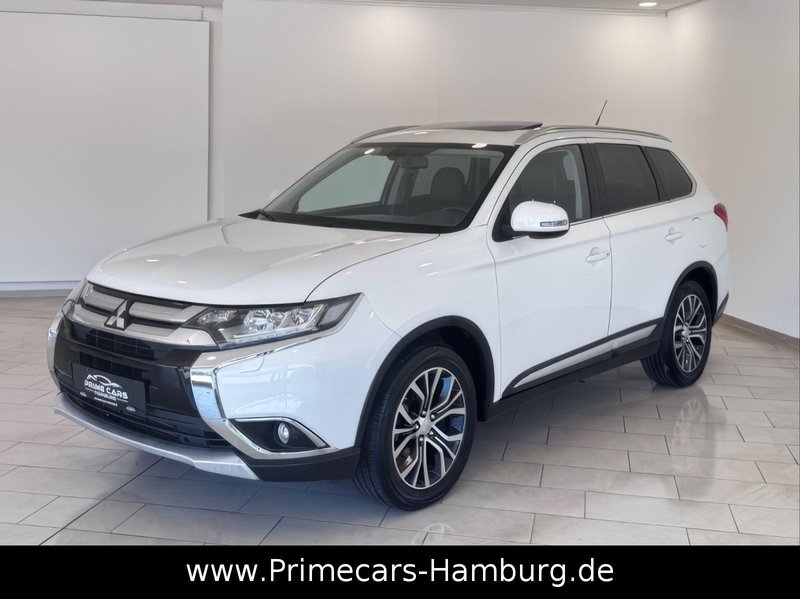 Mitsubishi Outlander 2.2 DI-D Top 4WD|7-SITZE|AHK|SCHIEBED.