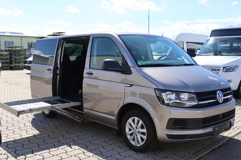 Volkswagen T6 Multivan Trendline BEHINDERTENGERECHT LIFT
