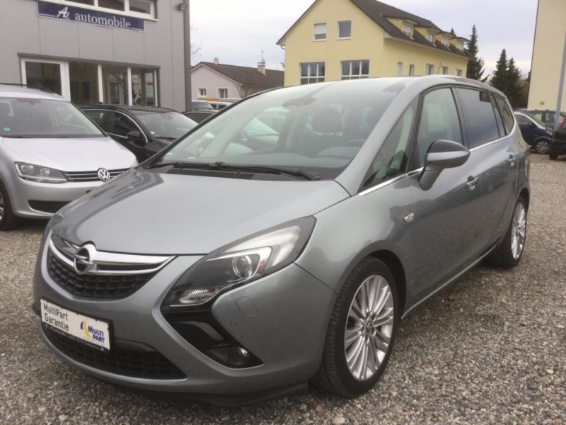 Opel Zafira Tourer C Innovation 84TKM 2xP-Dach SHZ PDC XENON AHK
